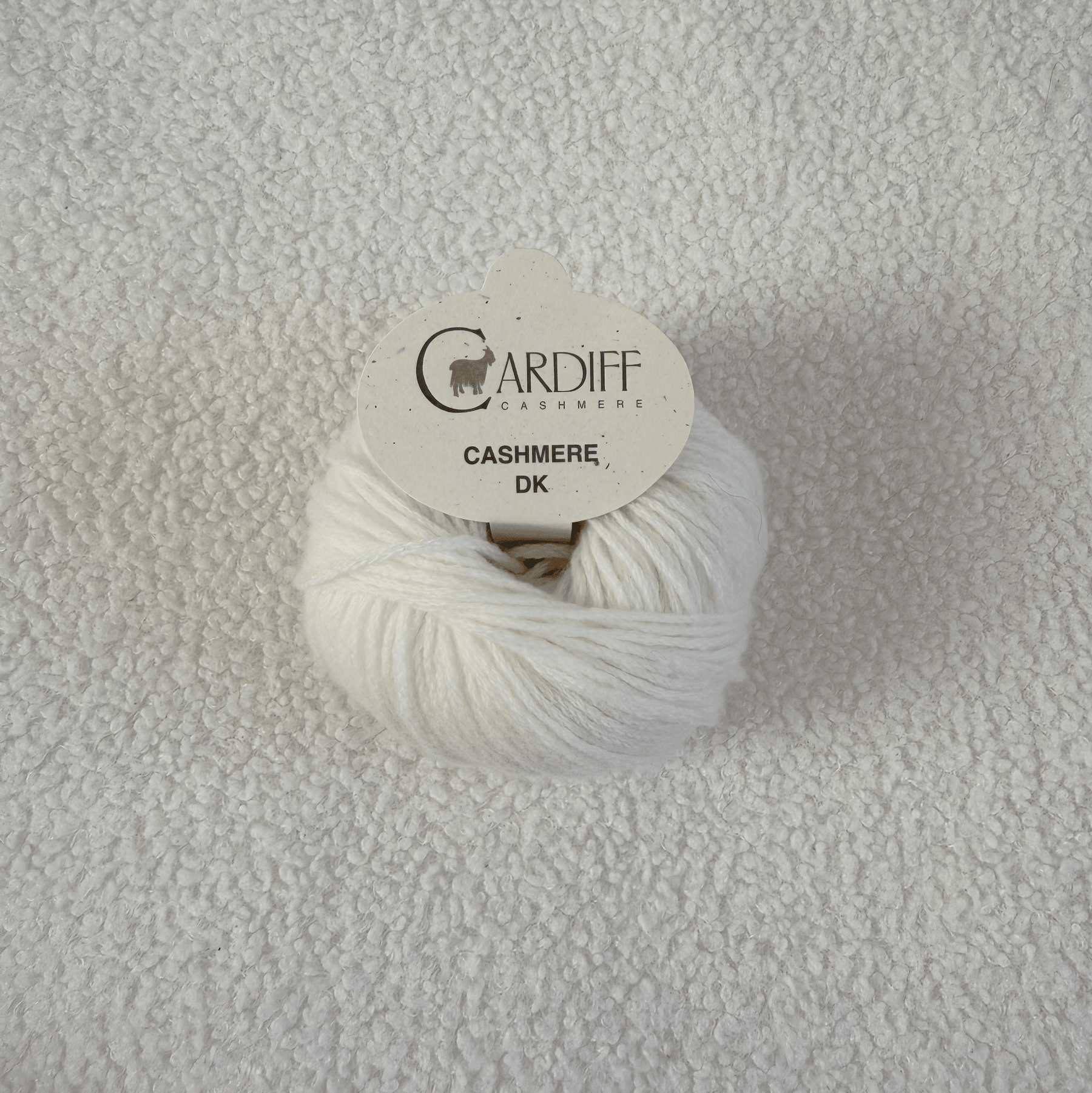 Cardiff Cashmere DK 8/28 501 Neve | Knitting yarn shop / dzijas veikals