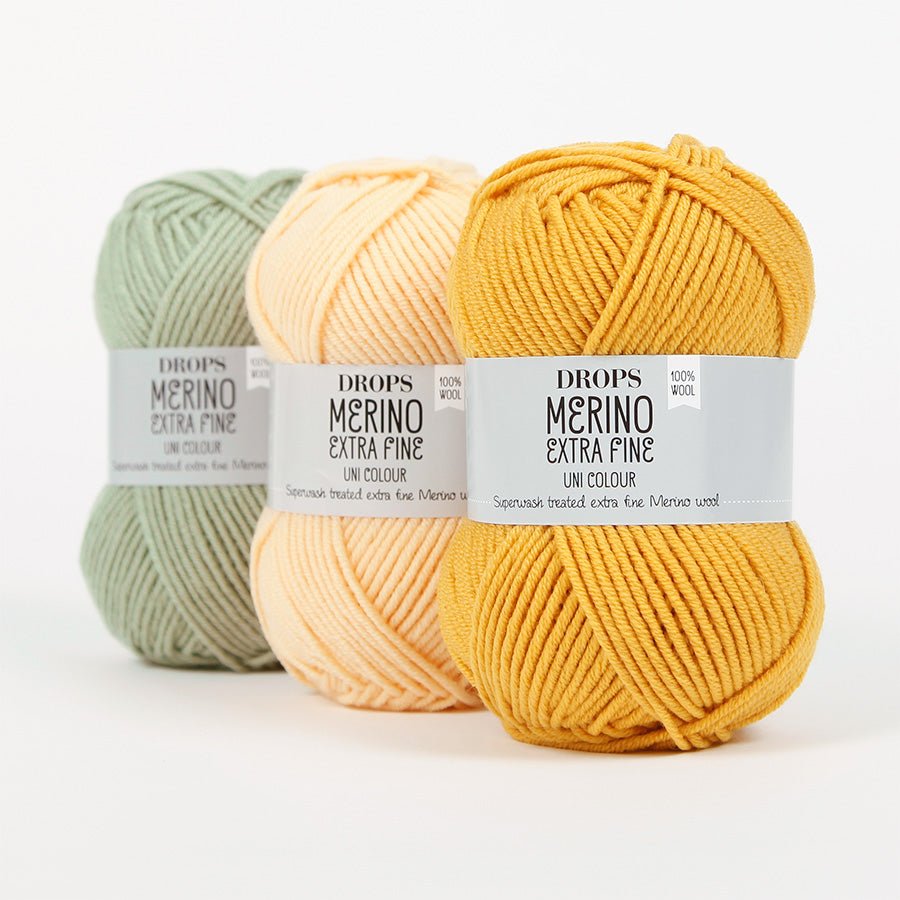 DROPS MerinoExtrafine MERINO EXTRA FINE UNICOLOR 01 off white | Knitting yarn shop / dzijas veikals