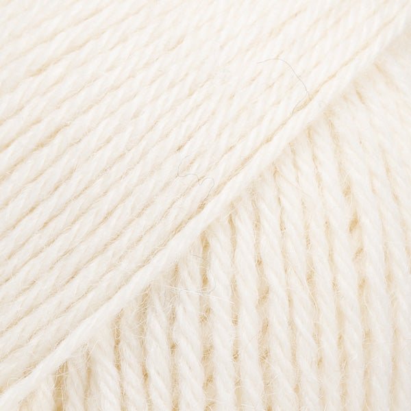 NORD UNI COLOUR 01 off white | Knitting yarn shop / dzijas veikals